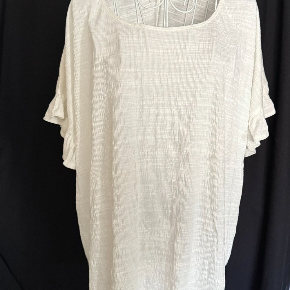 White Short Sleeve Blouse - NWT